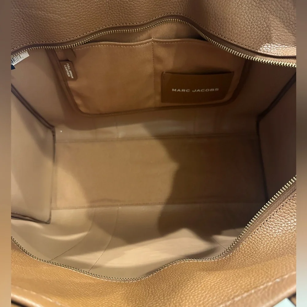 Marc Jacobs The Tote Bag Brown Leather Tote - Picture 3 of 10